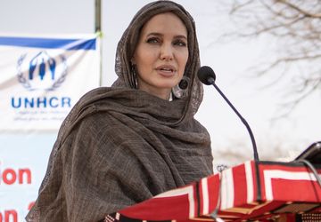 Angelina Jolie: Saya Tak Mengenali Amerika Lagi, Ini Masa-Masa Berat 