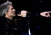 Jon Bon Jovi Ceritakan Bahagianya Jadi Kakek, Puji Millie Bobby Brown sebagai Menantu
